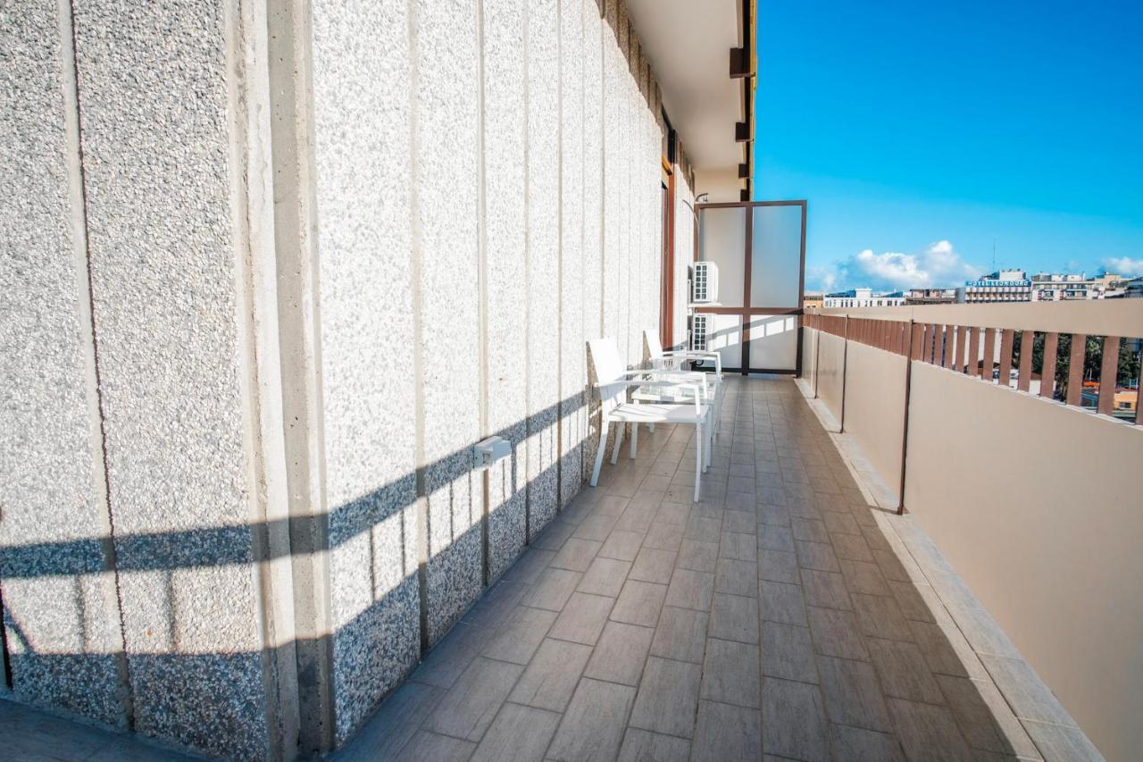 בארי Rossani Suites&Aparts מראה חיצוני תמונה