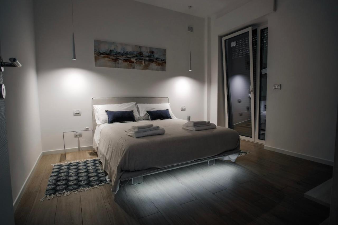 בארי Rossani Suites&Aparts מראה חיצוני תמונה