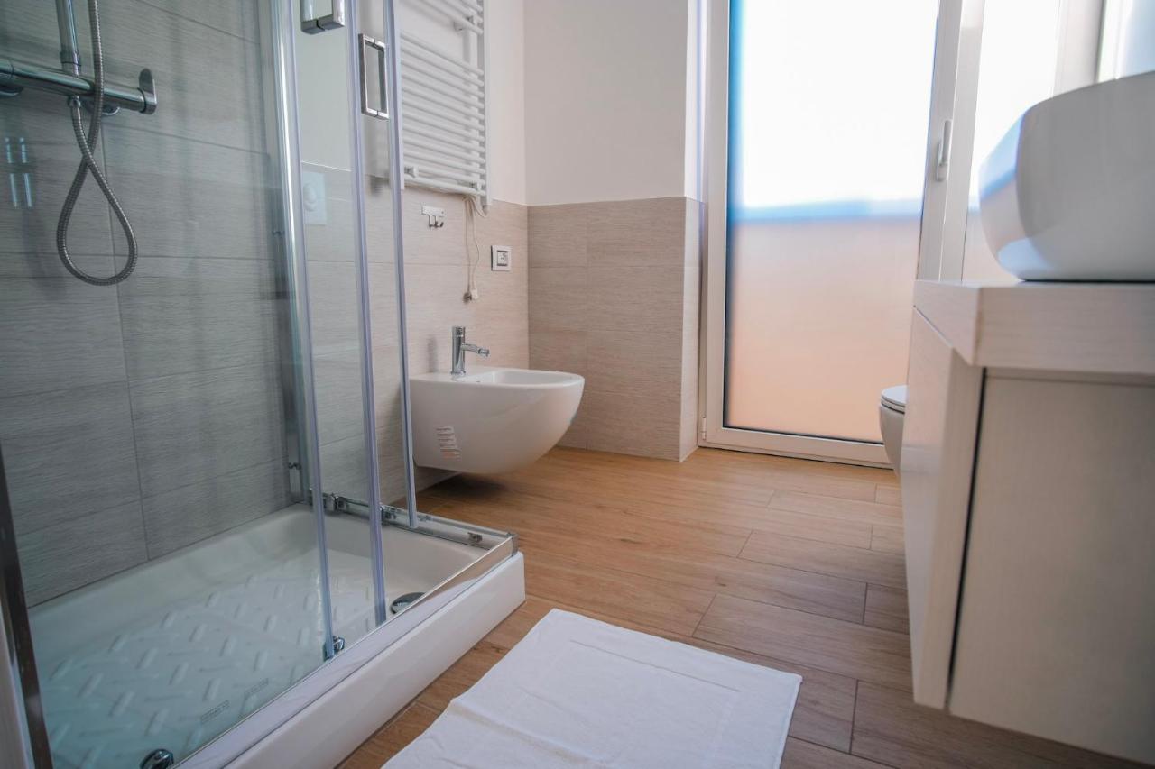 בארי Rossani Suites&Aparts מראה חיצוני תמונה