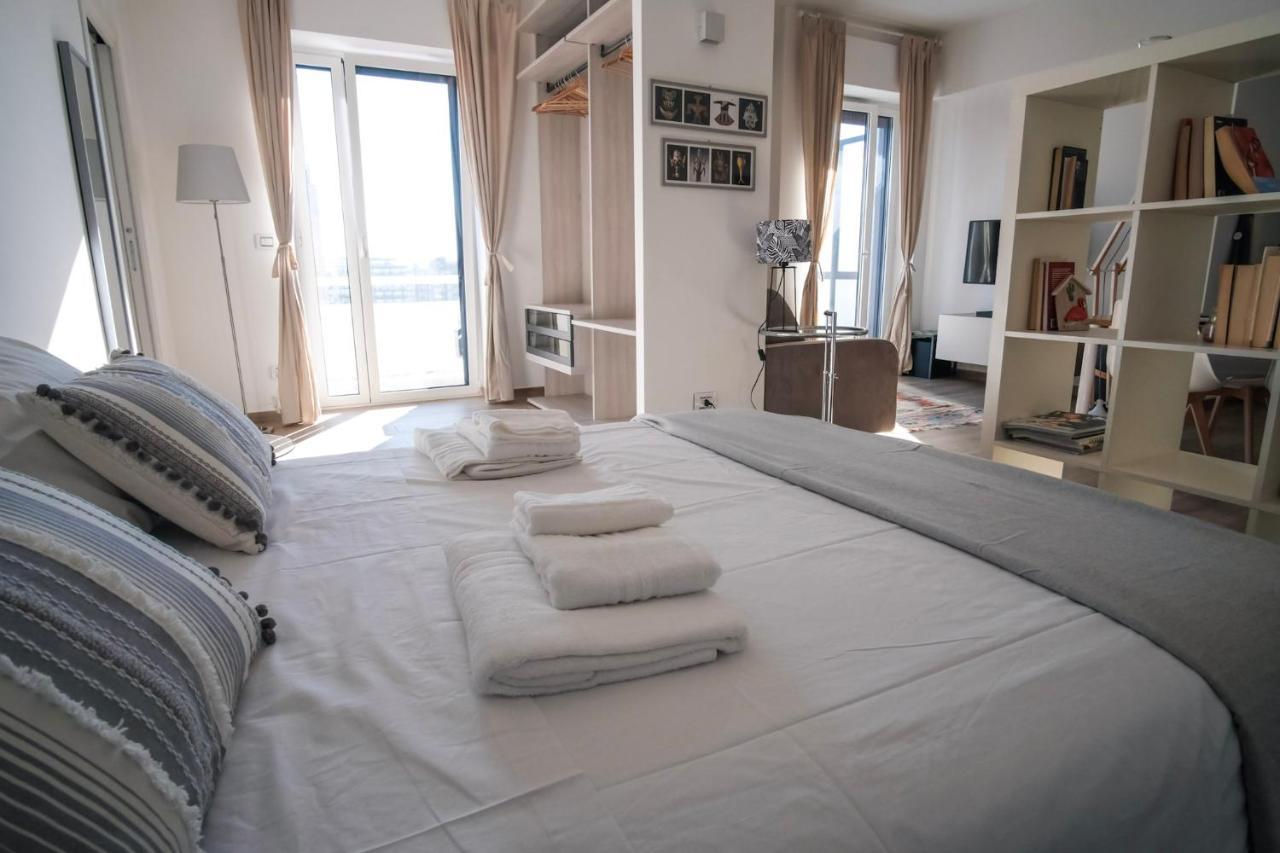 בארי Rossani Suites&Aparts מראה חיצוני תמונה