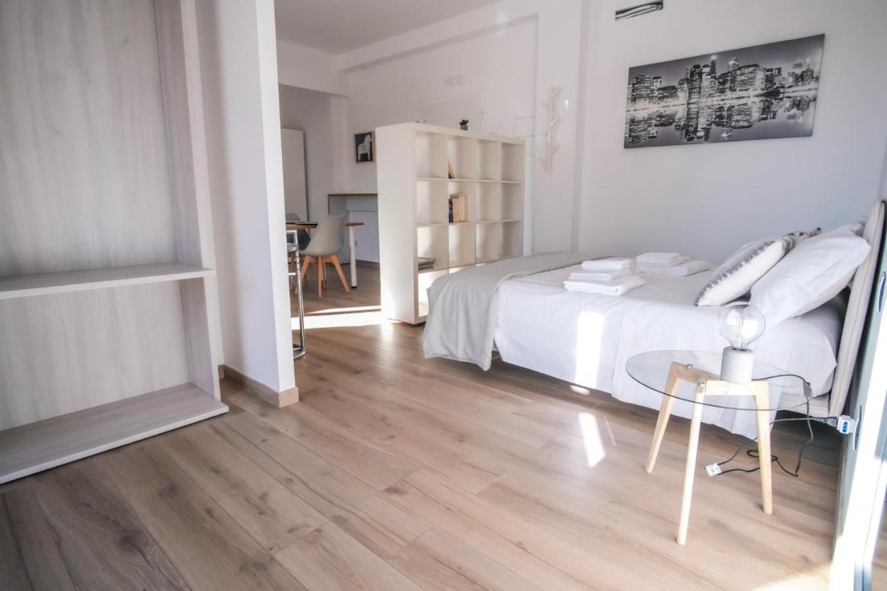 בארי Rossani Suites&Aparts מראה חיצוני תמונה